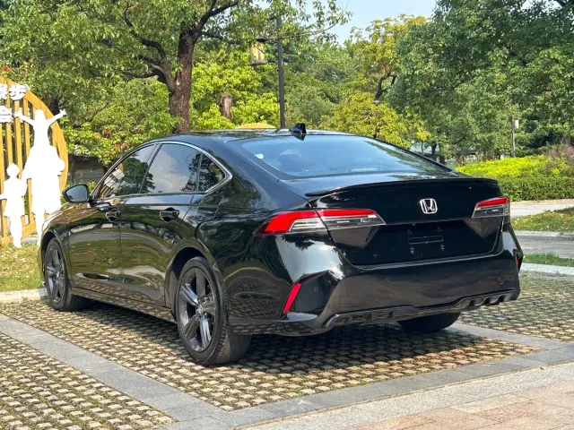 Honda Inspire — Фото автомобиля 9