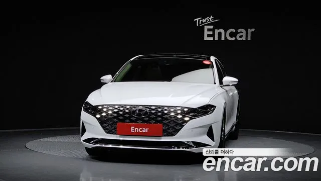 Hyundai Grandeur New — Фото автомобиля 3