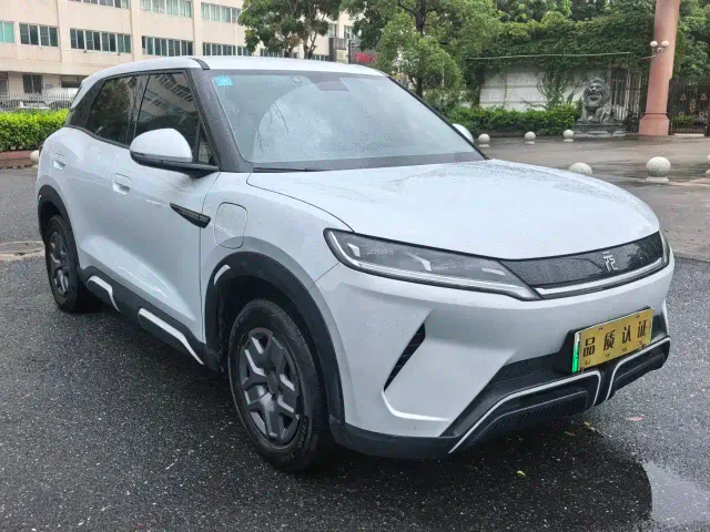 BYD Yuan UP — Фото автомобиля 2