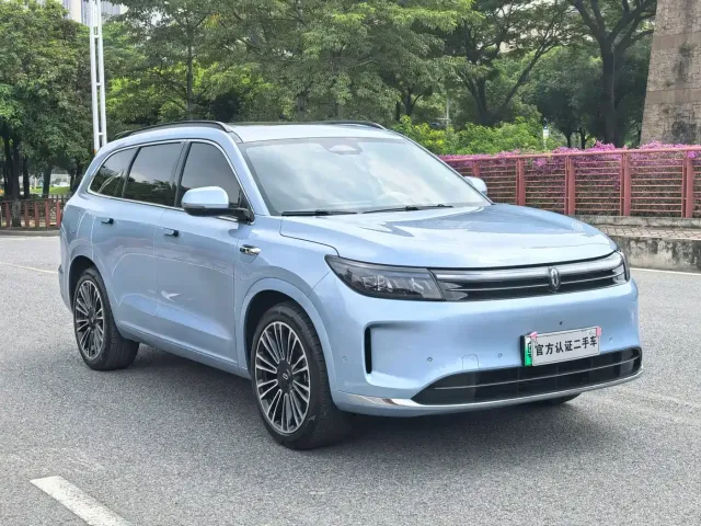 Aito M7 — Фото автомобиля 3