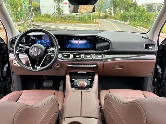 Mercedes-Benz GLE-Class — Фото автомобиля 13