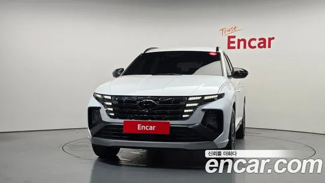 Hyundai Tucson Tucson (NX4) Бензин 1.6 турбо 2WD — Фото автомобиля 2