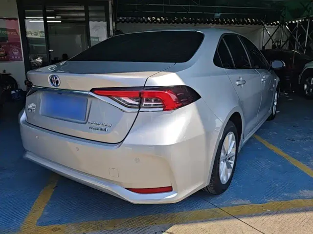 Toyota Corolla — Фото автомобиля 6