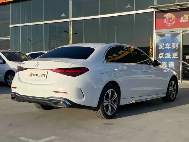 Mercedes-Benz C-Class — Фото автомобиля 6
