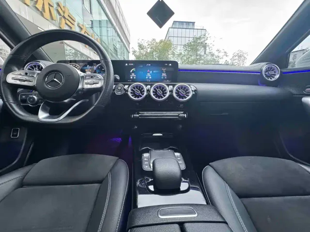 Mercedes-Benz A-Class — Фото автомобиля 13