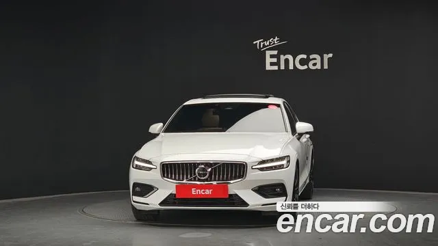 Вольво S60 S60 третьего поколения B5 Ultimate Bright — Фото автомобиля 3