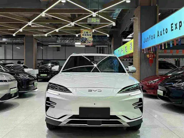BYD Song PLUS — Фото автомобиля 11
