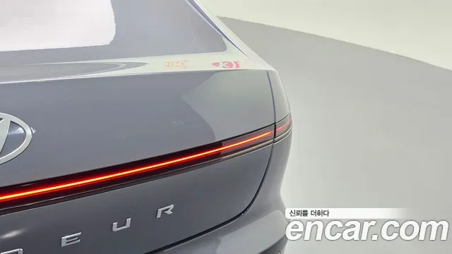 Hyundai Grandeur GN7 — Фото автомобиля 22