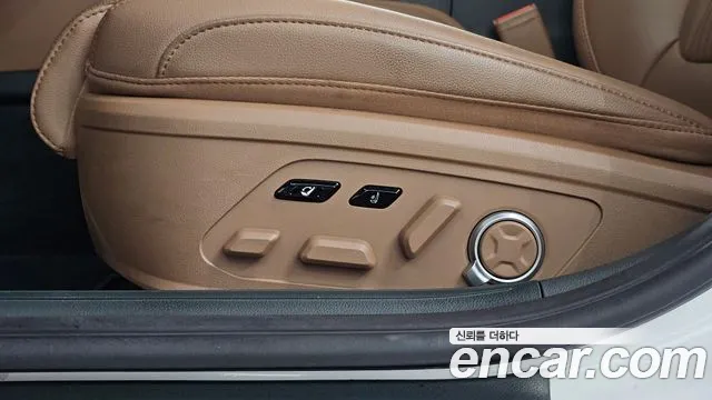 Hyundai Grandeur Grandeur (GN7) — Фото автомобиля 6