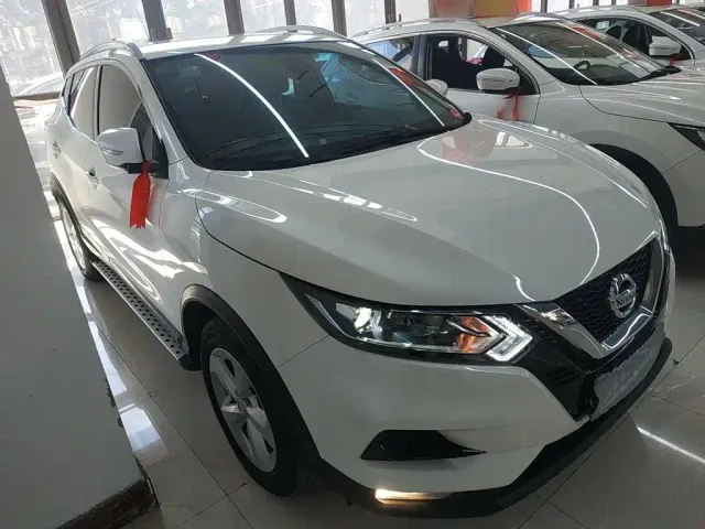 Nissan Qashqai — Фото автомобиля 3