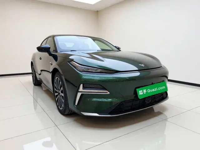 Geely Galaxy Xingyao 8 — Фото автомобиля 3