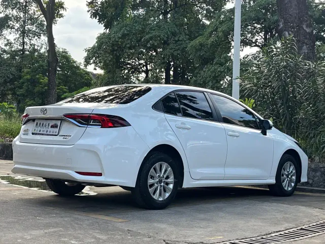 Toyota Corolla — Фото автомобиля 7