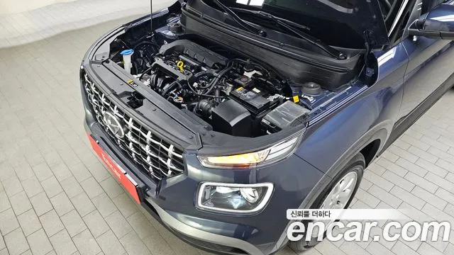 Hyundai Venue — Фото автомобиля 6
