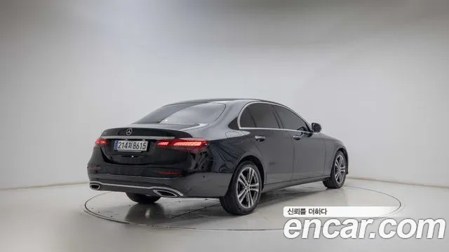Mercedes-Benz E-Class W213 — Фото автомобиля 2