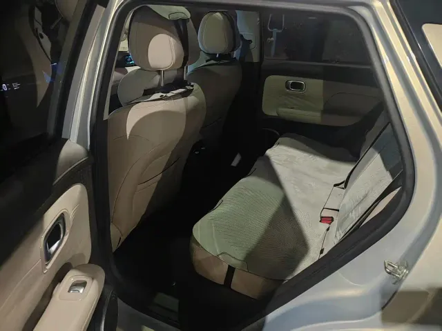 GAC Aion UT — Фото автомобиля 6