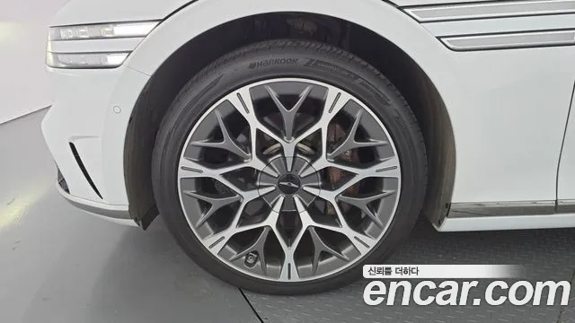 Genesis G90 RS4 — Фото автомобиля 5