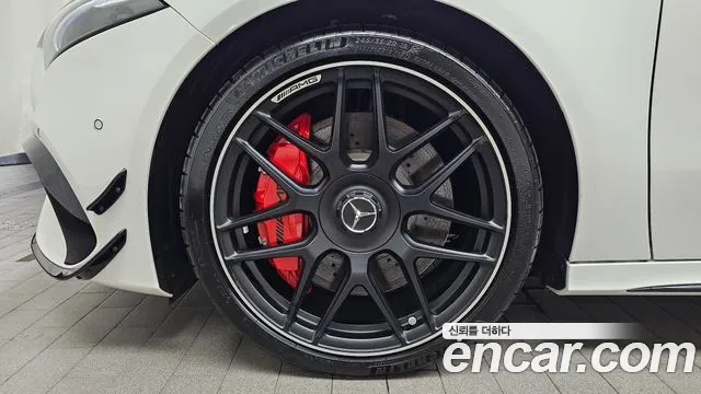 Mercedes-Benz A-Class — Фото автомобиля 5