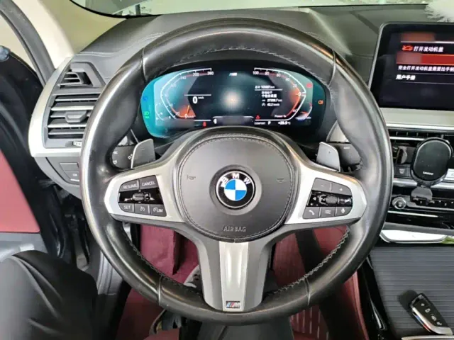 BMW X4 — Фото автомобиля 10