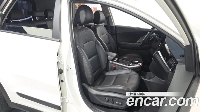 Kia Niro Niro Plus Air — Фото автомобиля 25
