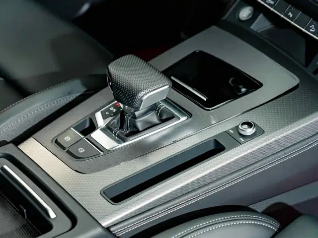 Audi Q5L — Фото автомобиля 18