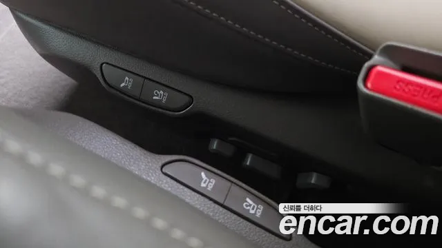 Kia Canival Carnival 4 поколение Дизель 7 мест Hi-Limousine — Фото автомобиля 26