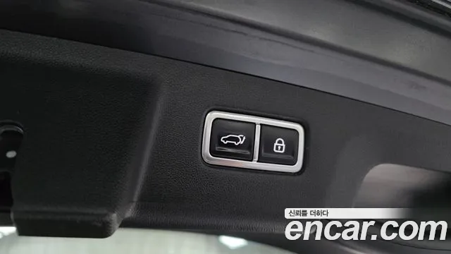 Kia Sorento Sorento 4-е поколение Бензин 2.5T 2WD — Фото автомобиля 30