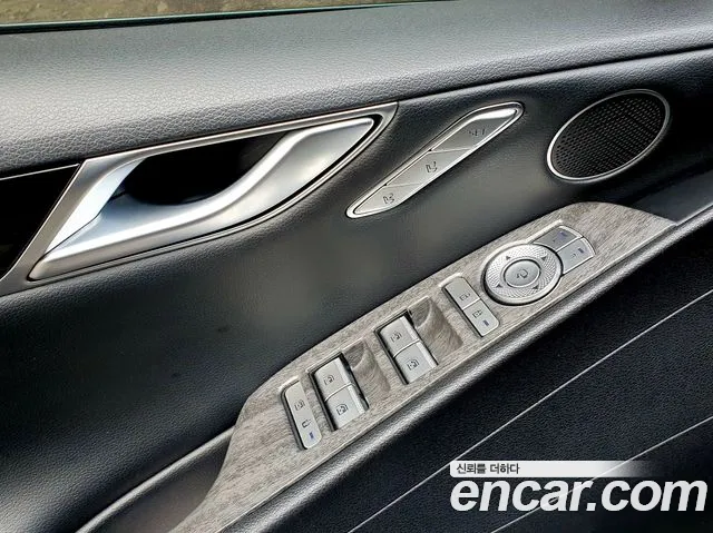 Genesis G80 Бензин 2.5 турбо 2WD — Фото автомобиля 18
