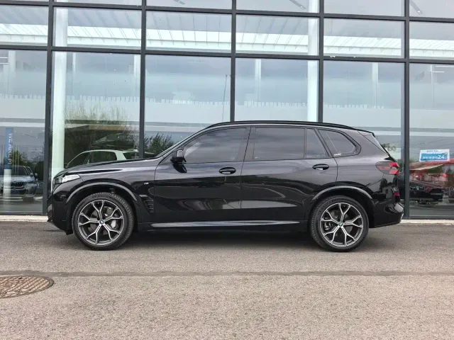 BMW X5 — Фото автомобиля 3