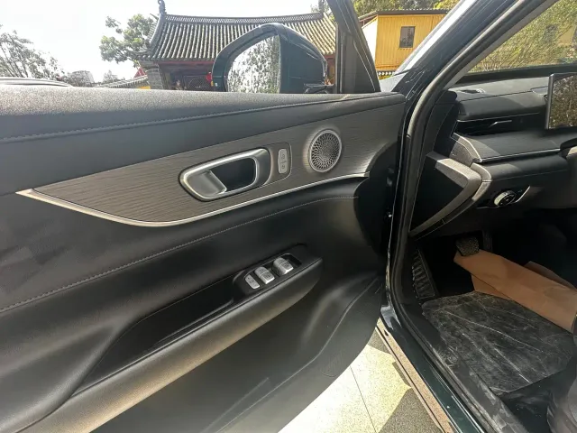 Chery Tiggo 8 PLUS — Фото автомобиля 5