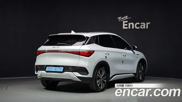 BYD Atto 3 — Фото автомобиля 2
