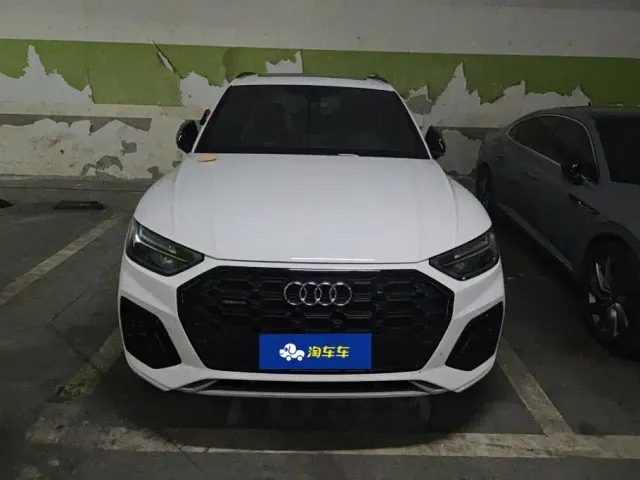 Audi Q5L — Фото автомобиля 2