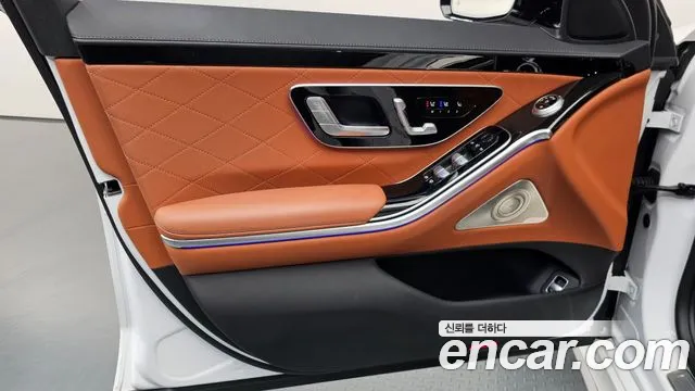 Mercedes-Benz S-Class — Фото автомобиля 17