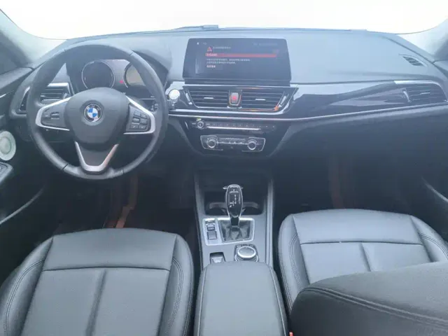 BMW 1 Series — Фото автомобиля 12