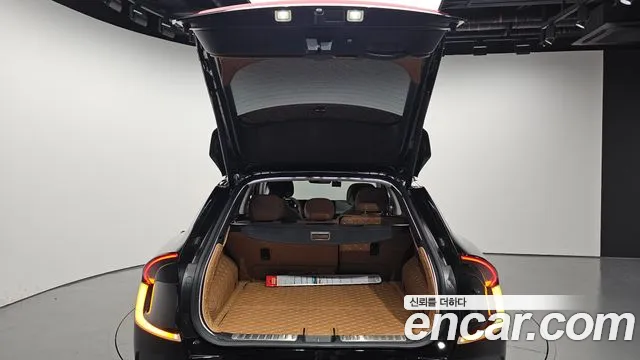 Kia EV6 — Фото автомобиля 24