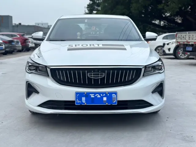Geely Emgrand — Фото автомобиля 2