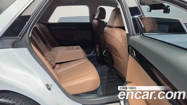 Hyundai Grandeur — Фото автомобиля 12