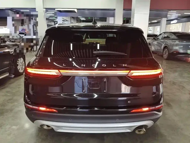 Lincoln Corsair — Фото автомобиля 5