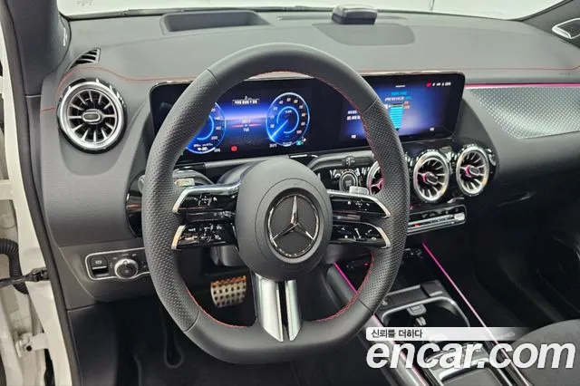 Mercedes-Benz EQA — Фото автомобиля 13