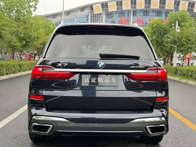 BMW X7 — Фото автомобиля 5