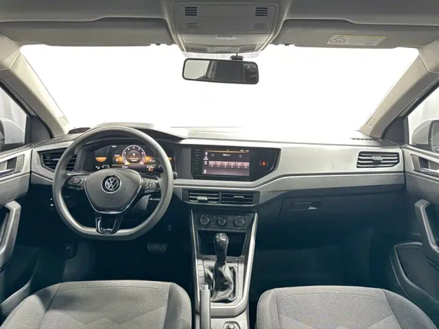 Volkswagen Polo — Фото автомобиля 12