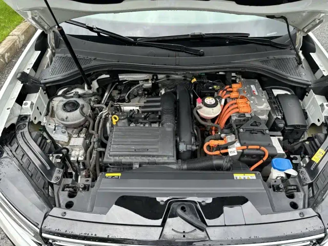 Volkswagen Tayron GTE Plug-in Hybrid — Фото автомобиля 15