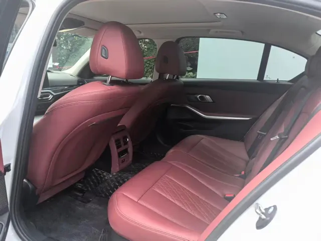BMW i3 — Фото автомобиля 11