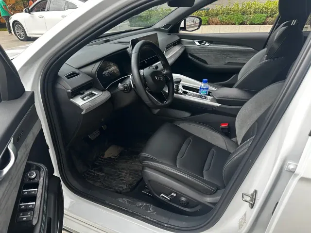 Geely Xingrui — Фото автомобиля 4