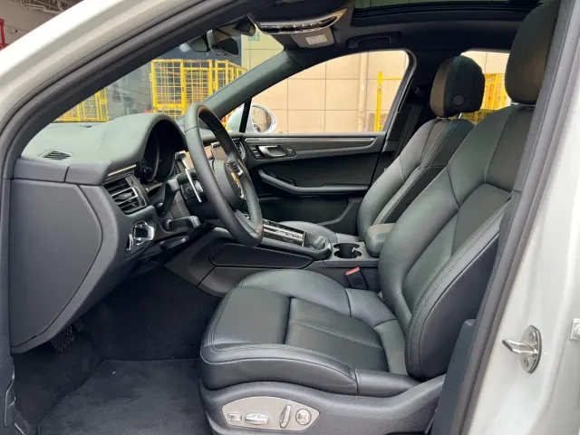 Porsche Macan — Фото автомобиля 10