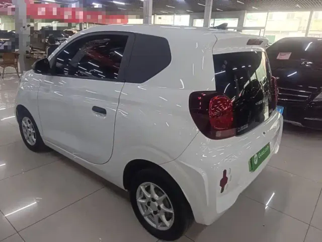 Roewe Clever — Фото автомобиля 4