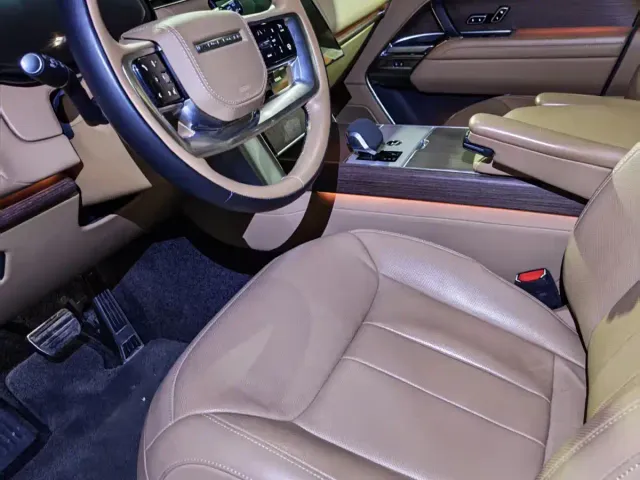 Land Rover Range Rover — Фото автомобиля 3