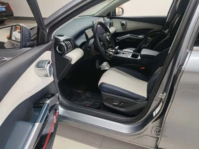 BYD Yuan PLUS — Фото автомобиля 11