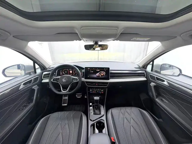 Volkswagen Tiguan L — Фото автомобиля 4