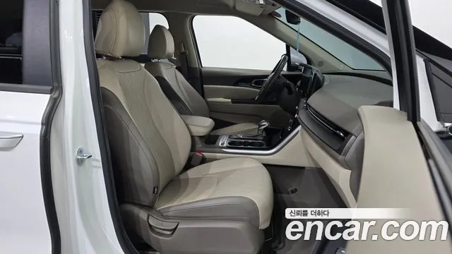 Kia Canival Carnival 4 поколение 9 мест Prestige — Фото автомобиля 8