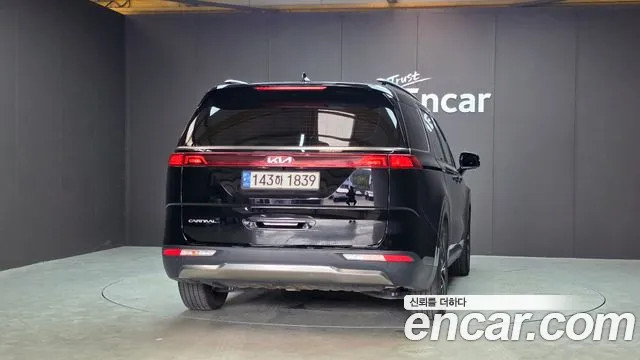 Kia Carnival 4th Gen — Фото автомобиля 4